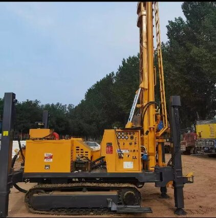 天长岩石井施工